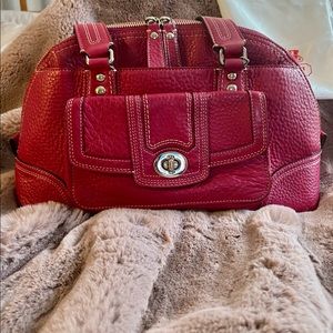Coach satchel pebble leather excellent condition